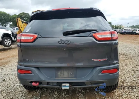 2015 Jeep Cherokee Trailhawk z USA, uszkodzony, nr VIN 1C4PJMBS4FW587553